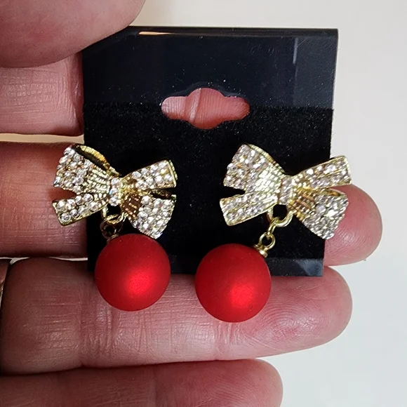 Elegant Gold and Red Bow Earrings - Picture 1 of 3